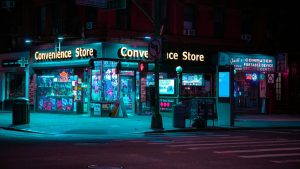 Por temor a redadas de Trump: hispanos de Estados Unidos están optando por compras en línea