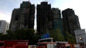 Muertos por incendio en Hong Kong aumentan a 128: todo lo que se sabe hasta el momento