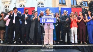 Partidos toman las riendas de la campaña de Jara: Paulina Vodanovic (PS) pasa a ser jefa de campaña y Daniel Núñez coordinador estratégico (PC)