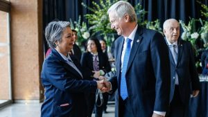 Panel Ciudadano UDD: Kast vencería a Jara en segunda vuelta con más del 60% de los votos