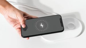 FOTO - Sernac revela fallas graves en baterías y cargadores: revisa si tienes uno y pide tu reembolso