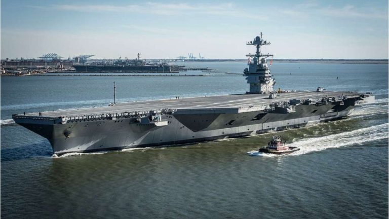 FOTO - Estados Unidos despliega en el Caribe el mayor buque de guerra del mundo: los detalles sobre el USS Gerald R. Ford