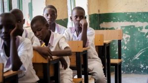 Qué se sabe de uno de los mayores secuestros de estudiantes registrados en Nigeria: más de 250 siguen cautivos