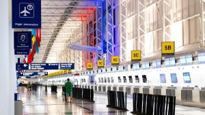 Caos en aeropuertos de Estados Unidos: el motivo que obligó a que cientos de vuelos fueran cancelados