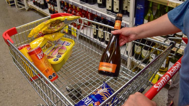 Compras de fin de año: conoce los horarios de  los malls y supermercados durante el 31 de diciembre