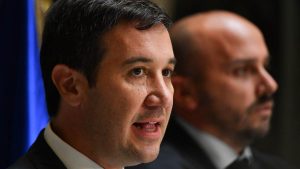 UDI pide al Socialismo Democrático rechazar norma de “amarre” y advierte acciones legales