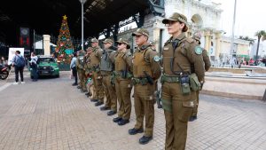 Preocupación por robos: despliegan más de dos mil carabineros por Plan Navidad Segura