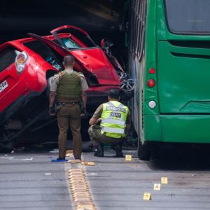 Tragedia en Lo Espejo: madre y sus dos hijos mueren tras choque con una micro