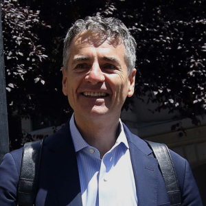 Andrés Velasco por propuesta de Kast de eliminar las contribuciones: 