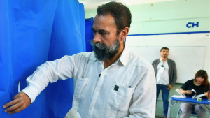 Los pormenores del insulto que recibió Hugo Gutiérrez mientras votaba en Iquique