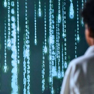 Inteligencia artificial: adopción acelerada, liderazgo rezagado