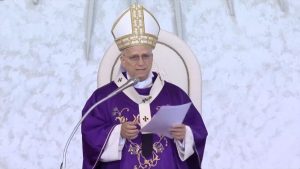 Fin de la primera gira de León XIV: Papa celebra misa ante 150 mil personas en Beirut para recordar a víctimas de fatal explosión