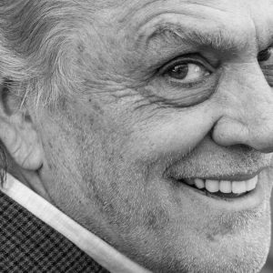 Pablo Longueira sorprende: 