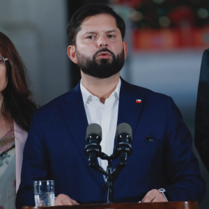 Comité político post elecciones: presidente Boric reconoce culpas tras aplastante derrota de Jara