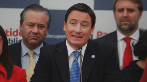 Arturo Squella y líneas rojas de libertarios para sumarse a gabinete de Kast: 