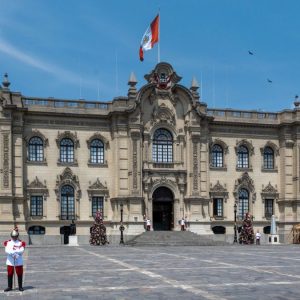 Perú oficializa 36 candidatos para elecciones presidenciales de 2026: solo cuatro son mujeres