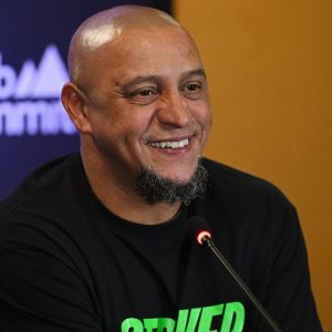 Los motivos por los que Roberto Carlos fue hospitalizado en Brasil