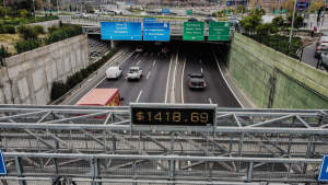 La versión de Autopase sobre la deuda del TAG de Jeannette Jara que generó polémica en el debate