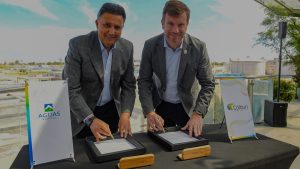 Aguas Andinas y Colbún firman acuerdo para impulsar un futuro sostenible con energía 100% renovable