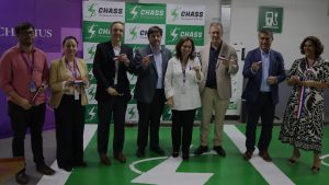 UC CHRISTUS y CHASS inauguran el Hub de carga para vehículos eléctricos más grande del centro de Santiago