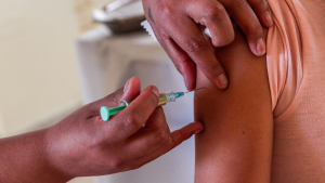 VIDEO - Chile bajo alerta epidemiológica por aumento de casos de sarampión en Argentina