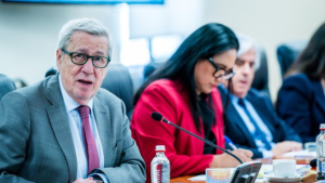 Patrullajes conjuntos, intercambio de información y apertura de pasos: los acuerdos de Chile y Perú en comité binacional