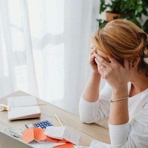 $45 mil bastan para un embargo: el riesgo real de no pagar las deudas 