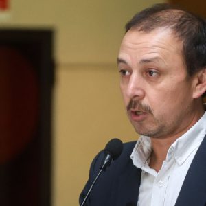 Polémica por propuesta de Meza: diputados recurren a UNICEF por posible beneficio a agresores sexuales de menores