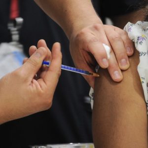 Alarma mundial por la gripe H3N2: ¿Cómo se prepara Chile y cuáles son las recomendaciones del Minsal?