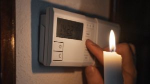 MAPAS - Descubre cuáles son las comunas que tienen corte de luz programado este martes