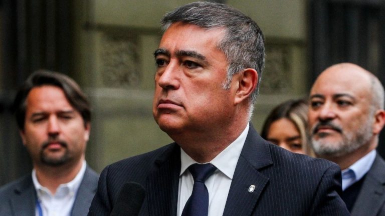 Polémica del TAG: Desbordes trata de mentirosa a Jara y no descarta acciones legales