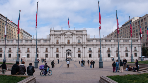 Estos son los sueldos más altos de autoridades del Estado: ¿Cuánto gana el presidente, los ministros y sus asesores?