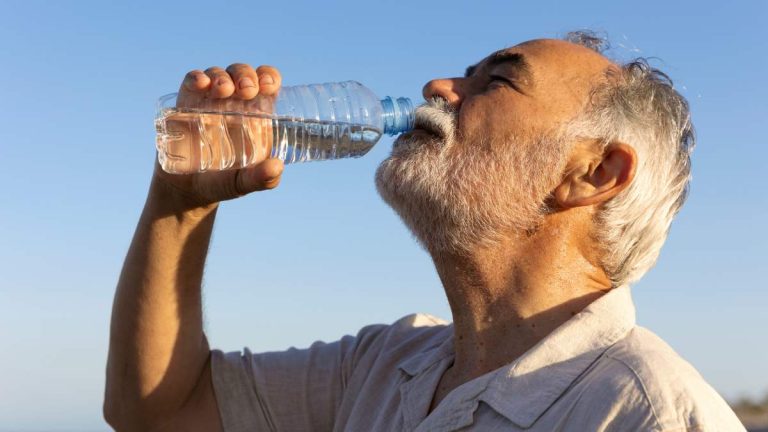 Altas temperaturas en Chile: conoce los grupos más vulnerables y revisa las medidas preventivas ante el calor extremo