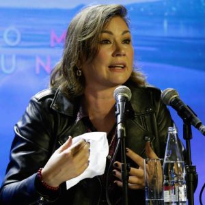 Cáncer a la tiroides: síntomas y tratamiento de la enfermedad que padece Javiera Contador