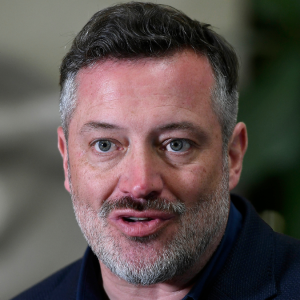 Alcalde Sichel formaliza recurso de protección por cierre de calles durante presentaciones de Bad Bunny