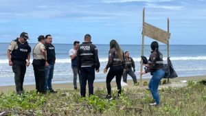 Crisis de violencia en Ecuador: hallan cinco cabezas humanas en turística playa