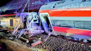 VIDEOS - Advertencias ignoradas: las fallas que se detectaron antes del accidente de trenes que dejó al menos 39 muertos en España