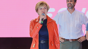 Evelyn Matthei advierte a la UDI y llama a no acomodarse: 