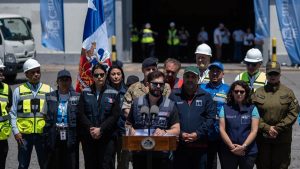 Presidente Boric reconoce que la reconstrucción tras incendios será un proceso gradual
