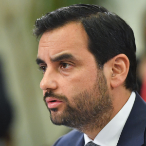 Exministro de Justicia critica que se revoque la expropiación de Colonia Dignidad: 