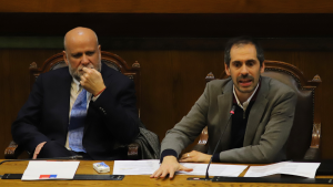 Gobierno no retrocede e ingresa ley de reajuste con norma de “amarre” incluida