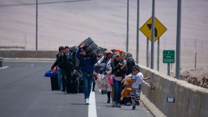 Perú refuerza coordinación con Chile para sostener una política migratoria 