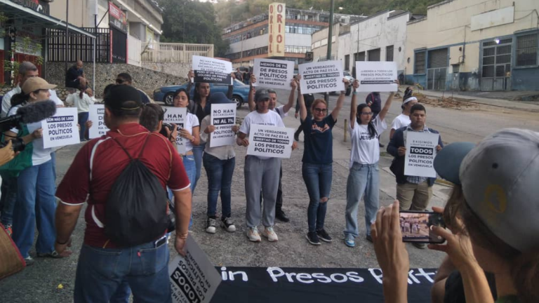 Quiénes son los nuevos presos políticos liberados por el régimen chavista en Venezuela