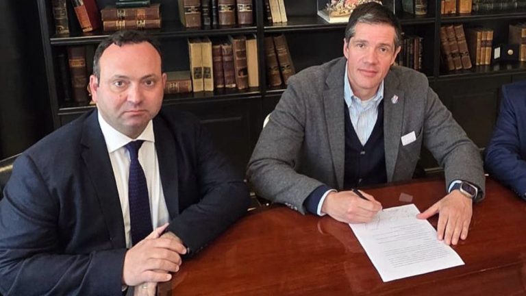 Abogado de Clark en juicio contra CMF: quién es el nuevo dueño de las acciones de los Schapira