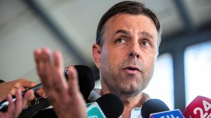 Con Codina en la RM: los nombres que baraja Kast para las delegaciones presidenciales