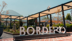 Licitación de BordeRío se atasca: acusan vicios en el proceso mientras locales como Zanzíbar y Bar Santiago anuncian cierre y remate de sus bienes