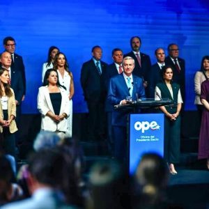 Encuesta Cadem: quiénes son los cinco ministros más conocidos del gabinete de José Antonio Kast