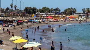 Vacaciones en pausa: 56% de quienes enfrentan problemas financieros no podrá salir este verano