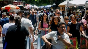 Alza en el desempleo: desocupación alcanza un 8,3% superando todas las proyecciones