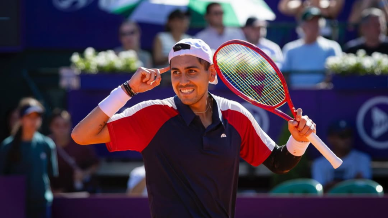 Sonríen los chilenos en el ranking ATP: los grandes ascensos de Alejandro Tabilo y Tomás Barrios